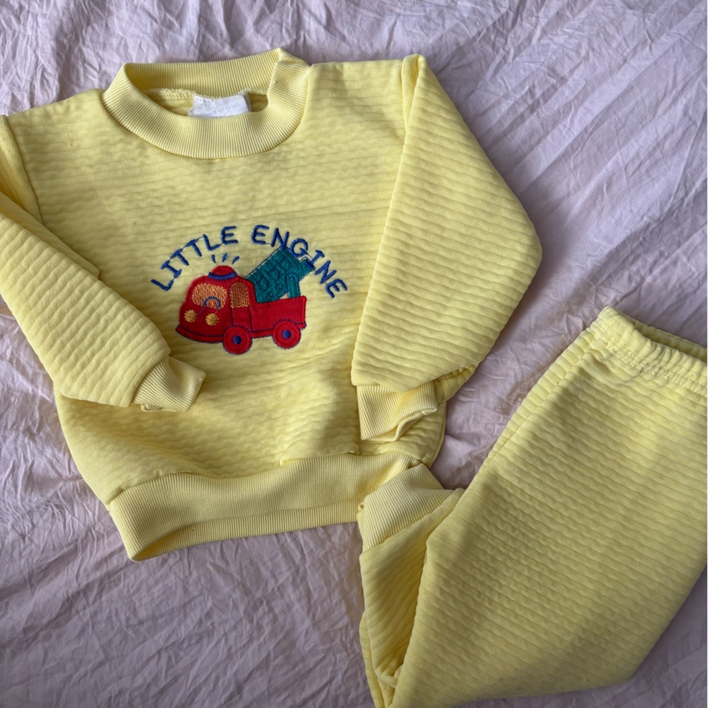 Vintage Little Engine Thermal Set size 24 months